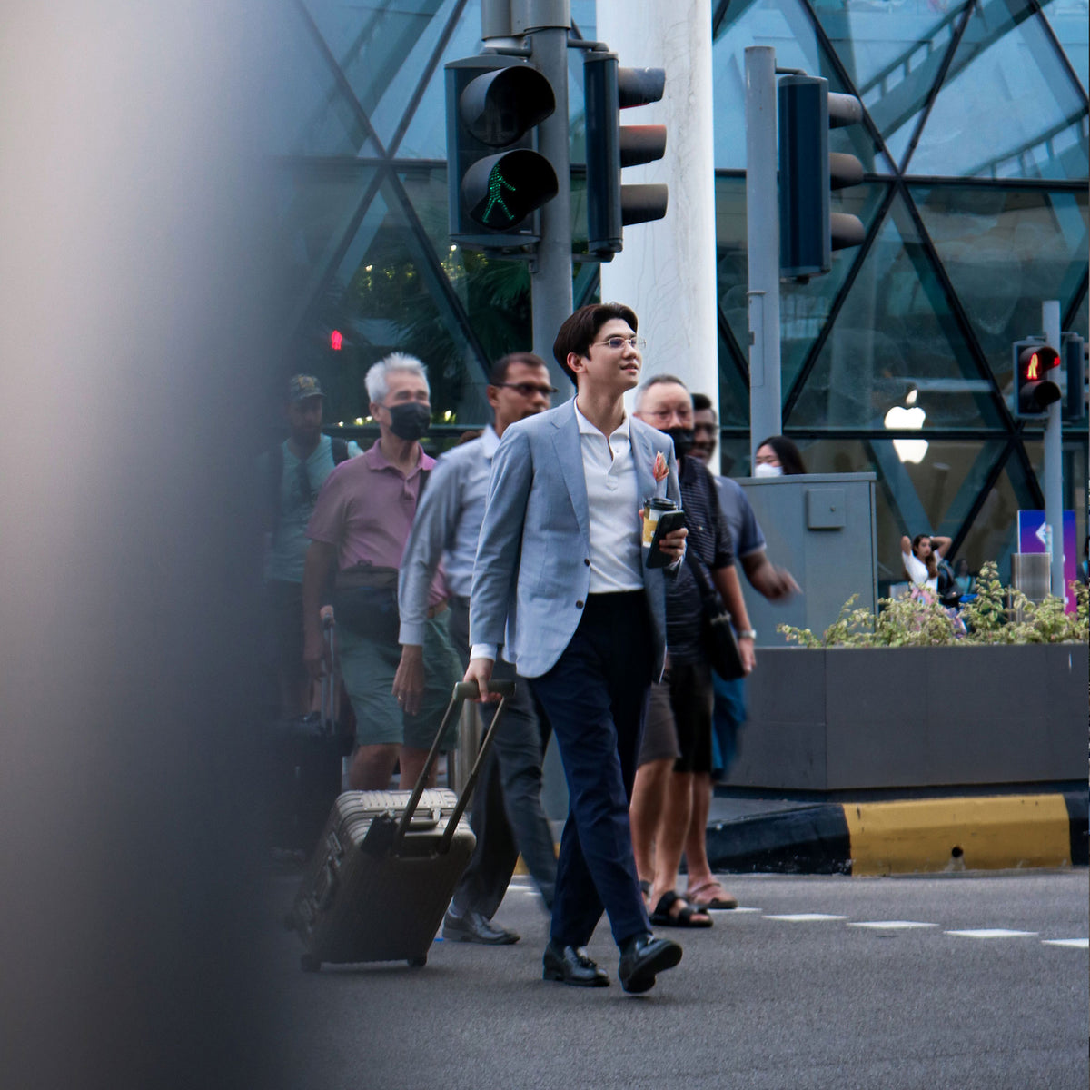 Travel-Suit-VBC-drapers-