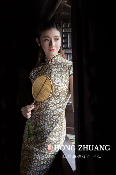 Hong Zhuang Cheongsam