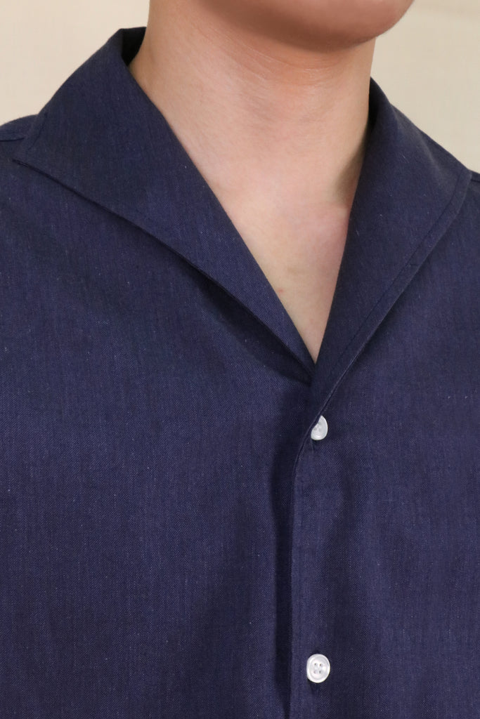 CYC-details-navy-shawl-collar-casual-mens-short-sleeve-shirt-with-denim-pants