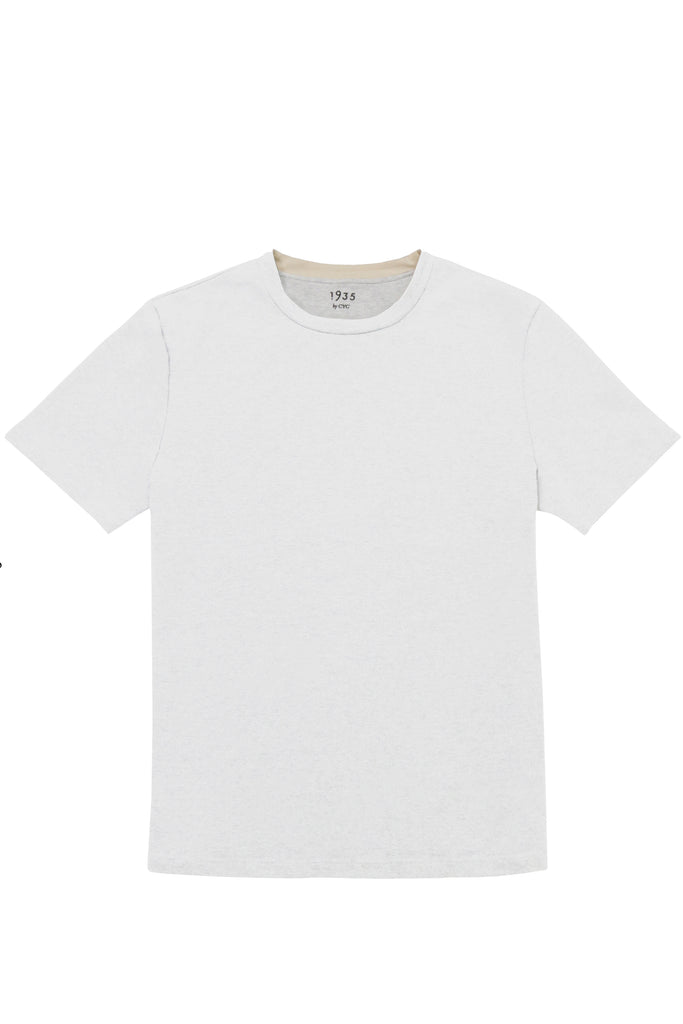 white-crew-neck-wrinkle-free-knit-t-shirt_1935-by-CYC